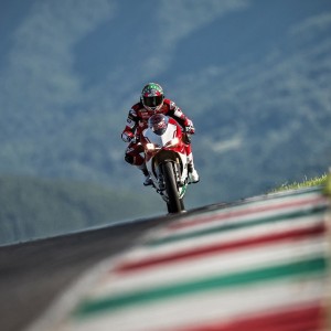 开云体育 kaiyun sports-比利亚雷亚尔主场战胜马洛卡，重返胜利，比利亚雷亚尔现主帅是谁